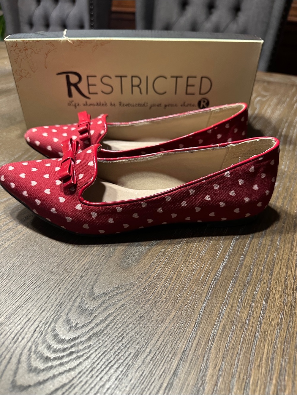 Restricted Red Heart-Print Pointed Bow Flats